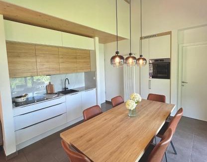 Topolsica House | Lux Chalet - Sauna and Hot Tub