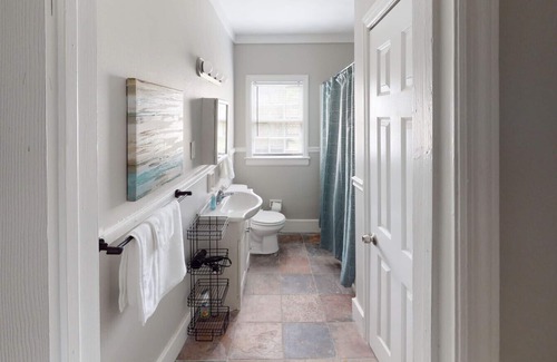 Columbus Apartment | Lux Condo in Midtown