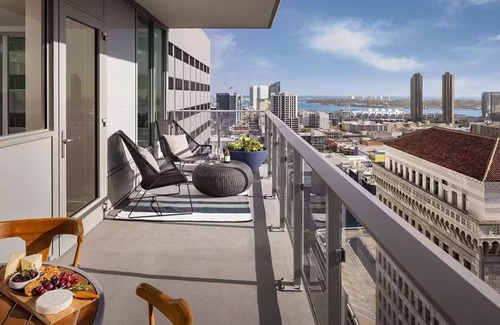 Civic Core Apartment | Lux Downtown SD ~ Skyline ~ Gaslamp & Petco Park