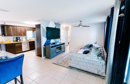 Holly Hill Apartment | Lux Experience