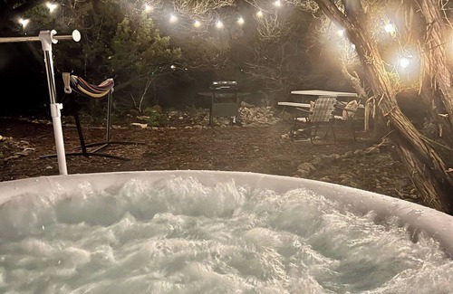 Canyon Lake RV Rental | Lux glamping getaway with private hot tub + pool