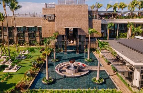 Pereybere Resort | LUX* Grand Baie Resort & Residences