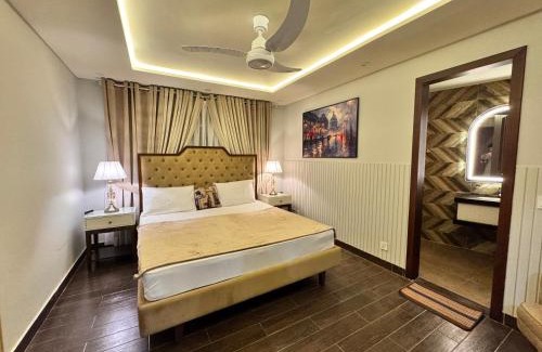 Lahore Apartment | Lux Haven 2-Bedroom Apartment - Prime Location & Modern Comfort Near Gulberg