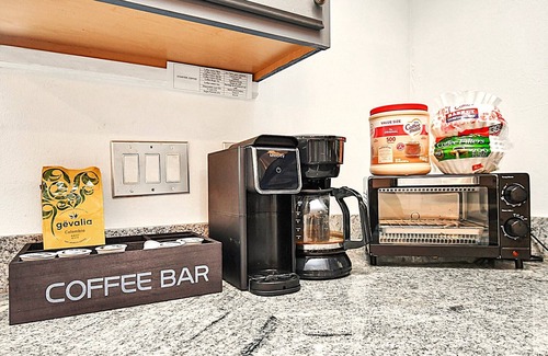 Barker House | Lux Home w/Heated Pool & Spa: 30 Min to Downtown