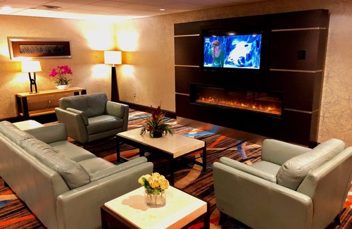 South Arlington Hotel | Lux Hotel & Spa, Trademark Collection by Wyndham