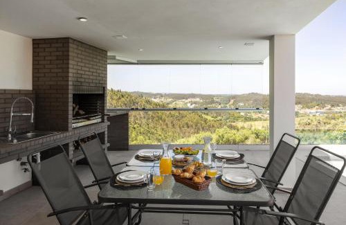 Leiria Villa | Lux House