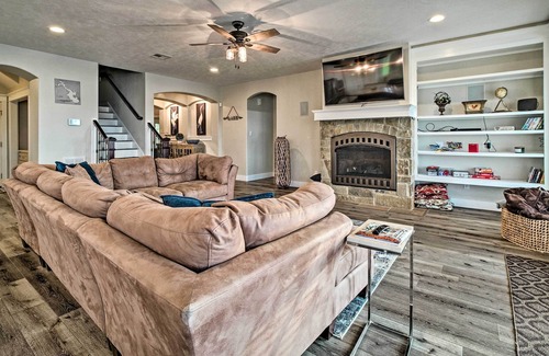 Coldspring House | Lux Lakefront Coldspring Home: Boathouse & Kayaks!