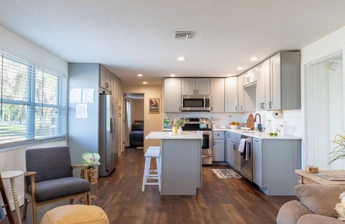 Placid Lakes House | Lux Lakefront Home, Private Dock Kayak,Family Friendly,Beachfront BBQ Yard Games