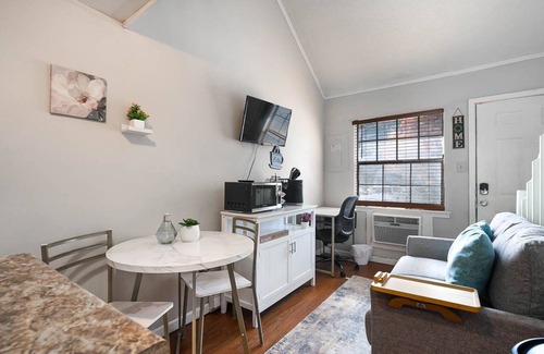 Southwest Raleigh Apartment | Lux Loft NCSU Raleigh
