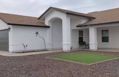Somerton House | LUX Modern Lovely Casita - 3BR/2BA