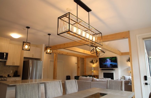 Lake of Bays House | Lux Muskoka Cottage Huntsville