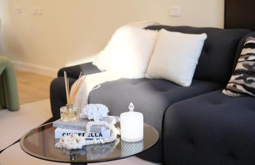 Miranda House | Lux & New 5-BR Townhouse for family