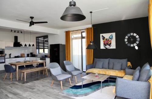 Quatre Bornes Apartment | Lux Penthouse Apartment 3 bedrooms Quatre Bornes