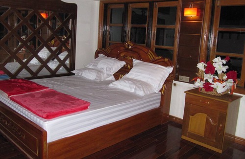 Hpa-An Hostel | Lux Pillow Hostel Hpa An