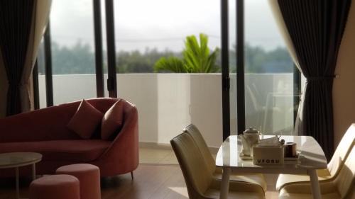 Dien Duong Apartment | Lux Resort Apartment/2BR/Private Beach/Pools