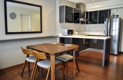 Downtown Apartment | LUX Roomy 2-Bedroom @ Knightsbridge 2401