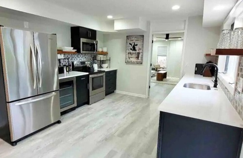 Villas House | Lux Seaside Retreat Steps to Beach