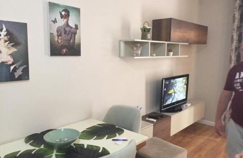Albania Apartment | LUX SEAVIEW APARTMENT