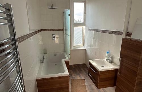 Wakefield Apartment | Lux spacious 3BR entire apartment