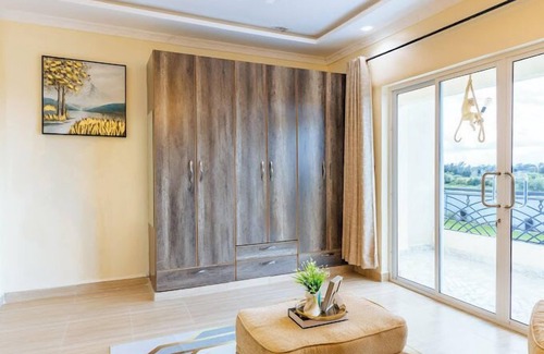 Naivasha House | Lux Suites Golden View Manor Naivasha