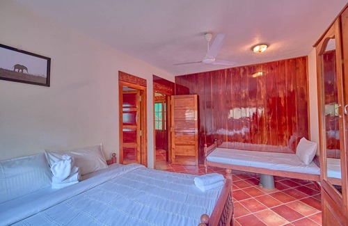 Kunchithanny Resort | Lux Valley Munnar