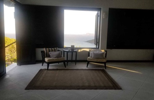 Spring Estate Villa | Lux Villa w/Stunning Panoramic Ocean Views
