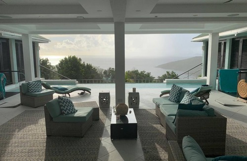 Spring Estate Villa | Lux Villa w/Stunning Panoramic Ocean Views