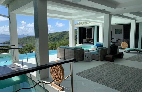 Spring Estate Villa | Lux Villa w/Stunning Panoramic Ocean Views