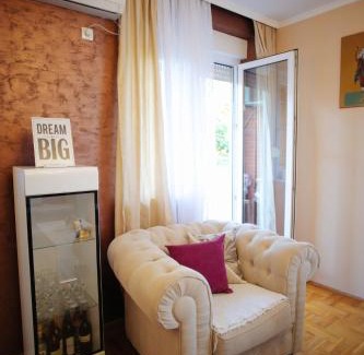 Sombor Apartment | Lux11