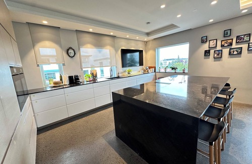 Haaleiti House | Luxary house, centrally located in Reykjavik