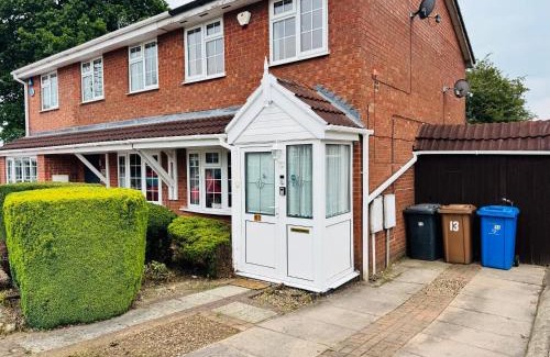 Alvaston Apartment | Luxe 2 Bedroom House Derby City