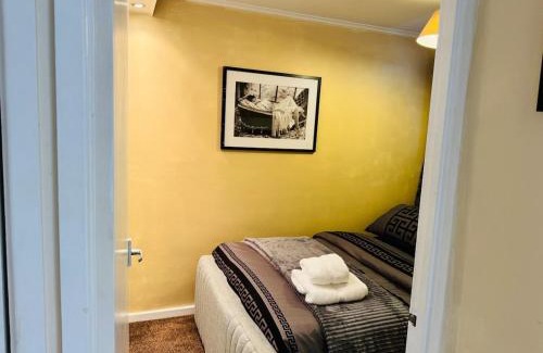 Alvaston House | Luxe 2 Bedroom House Derby City