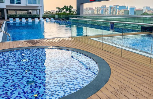 Discovery Gardens Apartment | Luxe 2 Bedroom with Private Office
