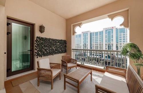 Palm Jumeirah Apartment | Luxe 2br Golden Mile 5sleeps 6beach Access