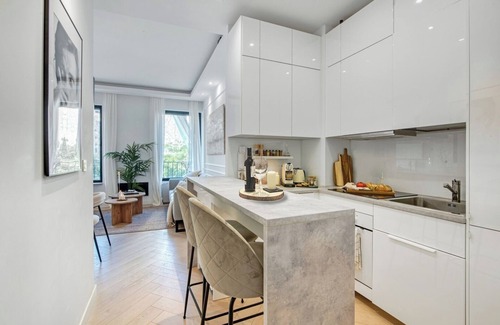 Ibiza Apartment | Luxe 2BR Retiro Park Views | Barrio Salamanca