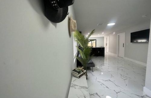 Little Haiti Villa | Luxe 3bed 3 bath minutes from Wynwood & design art district