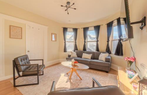 East Somerville Apartment | LUXE 4BDR2BA Near Boston- T-Station & Encore Casino