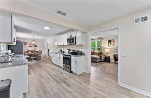 Forest Acres House | Luxe 4BR | Pool-Hot Tub-Arcade | Near USC, Jackson