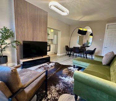 Leyton House | Luxe 4BR Retreat