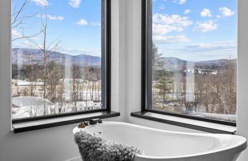 Moscow House | Luxe 4BR with Infrared Saun, Near Slopes and Downtown