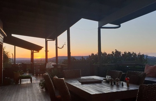 Annerley House | Luxe 5BR Executive Retreat ✓pool✓sauna✓pet friendly