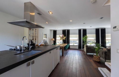Domburg Apartment | Luxe apartment - Ooststraat 7 | Domburg "IJsvogel"