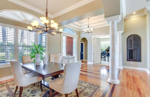 Coral Cove House | Luxe Bayfront Sarasota Home Rental Pool, Lanai!