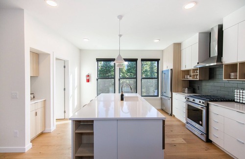 Bozeman Condo | Luxe Bridger Bowl Chalet