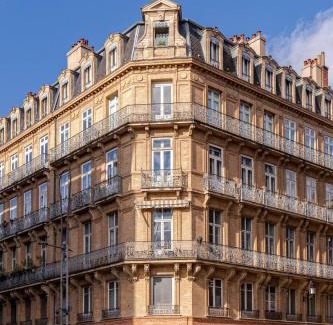 Victor Hugo District Apartment | Luxe Capitol-Parking & Clim & Jacuzzi & Ascenseur 122m2