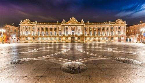 Victor Hugo District Apartment | Luxe Capitole122m2, Jacuzzi, Ciné, Parking, Clim, Ascenseur