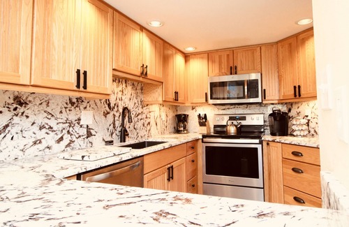 Purgatory House | Luxe Cascade 3 bedroom, 3 bath townhome. Sleeps 10. Just north of Purgatory.