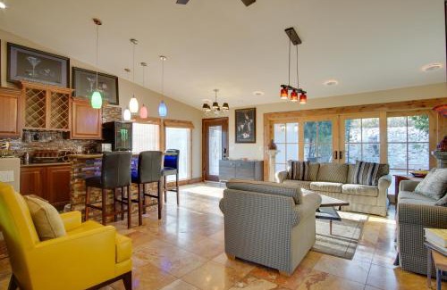 Rockcliff House | Luxe Catalina Foothills Hideaway with Private Pool