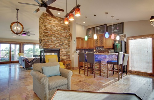 Rockcliff Cottage | Luxe Catalina Foothills Hideaway w/Private Pool