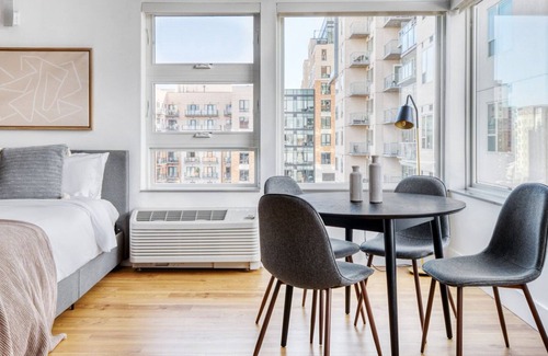 Cherry Creek Apartment | Luxe Cherry Creek Studio w/ W/D, Roof & Lounge, nr mall, by Blueground